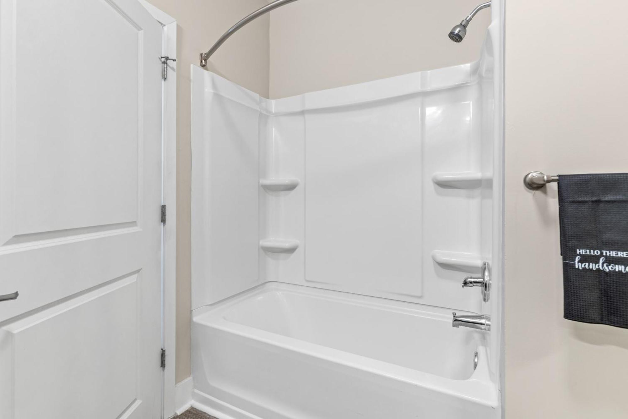 Modern Downtown Apartment Бирмингем Экстерьер фото